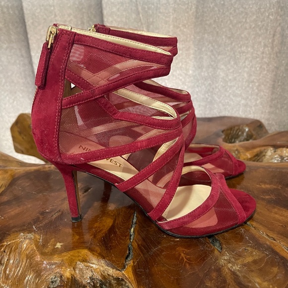 Nine West Suede Heels - Picture 3 of 10